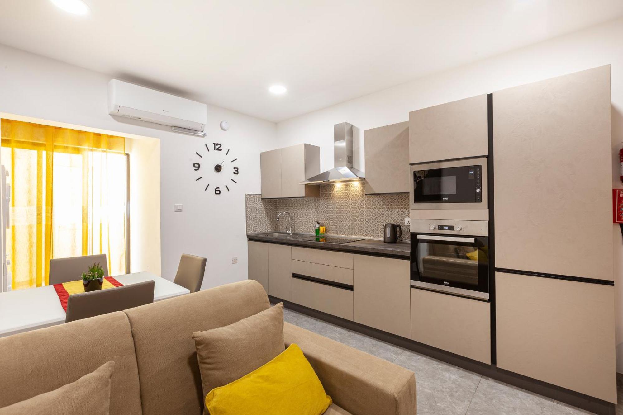 Modern & Lovely Studio - Prime Location Saint Julian's Exterior photo
